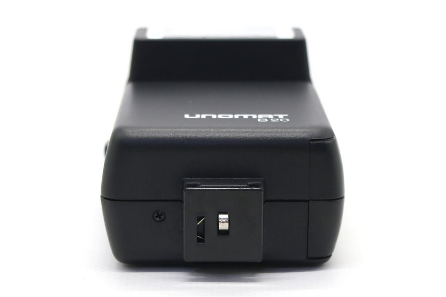 Фотовспышка Unomat B20 в упаковке