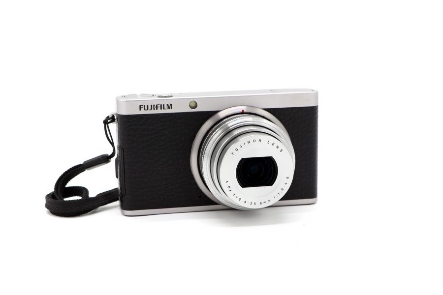 Fujifilm XF-1