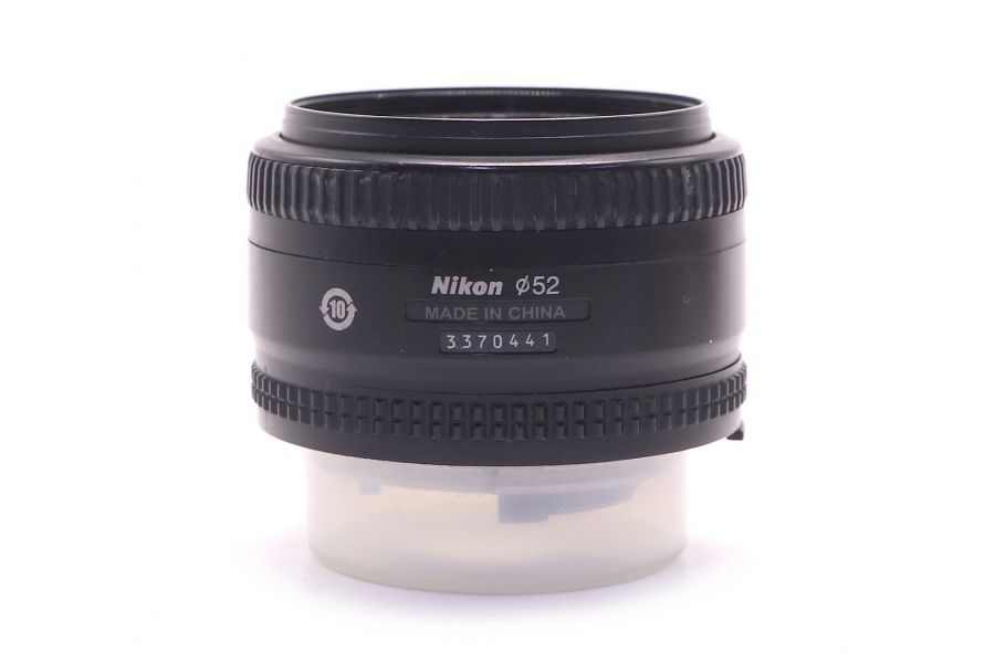 Nikon 50mm f/1.8D AF Nikkor в упаковке (China)