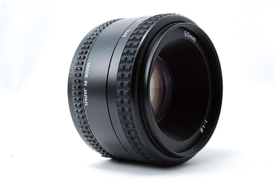 Nikon 50mm f/1.8 AF Nikkor