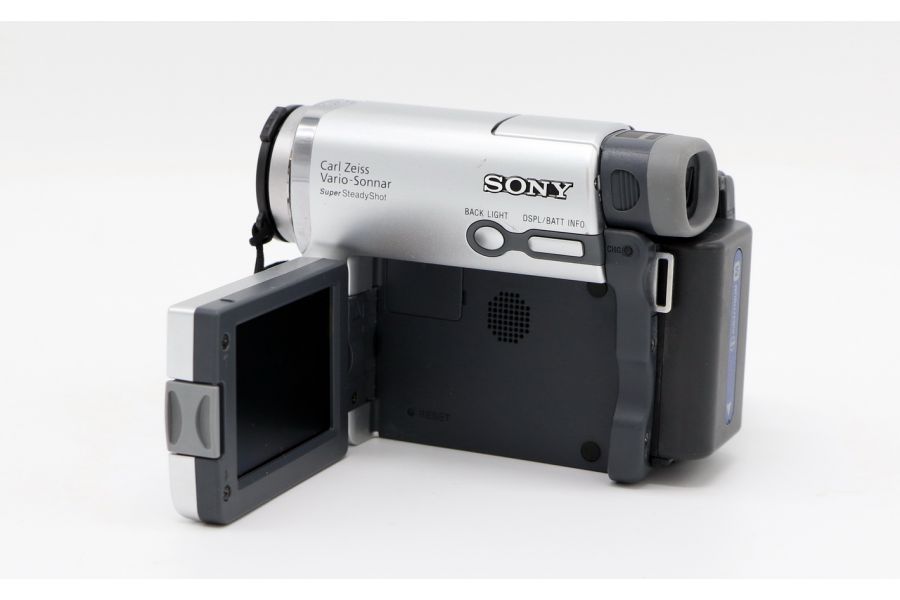 Видеокамера Sony DCR-HC15E