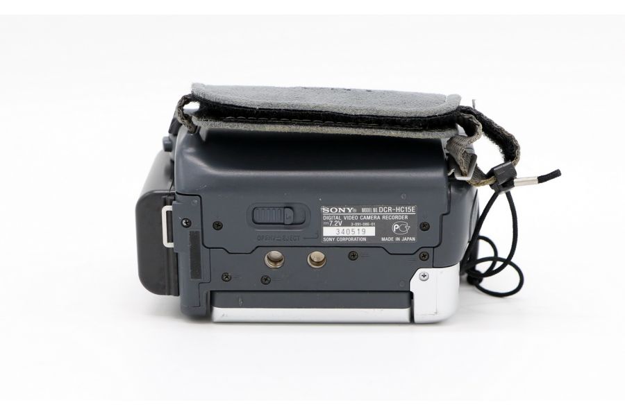 Видеокамера Sony DCR-HC15E