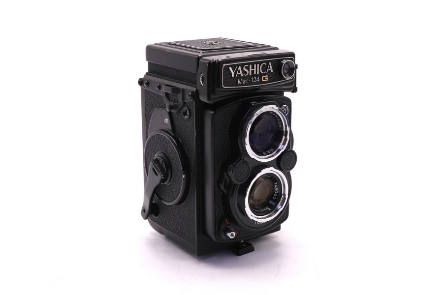 Yashica Mat-124 G (Japan, 1980)