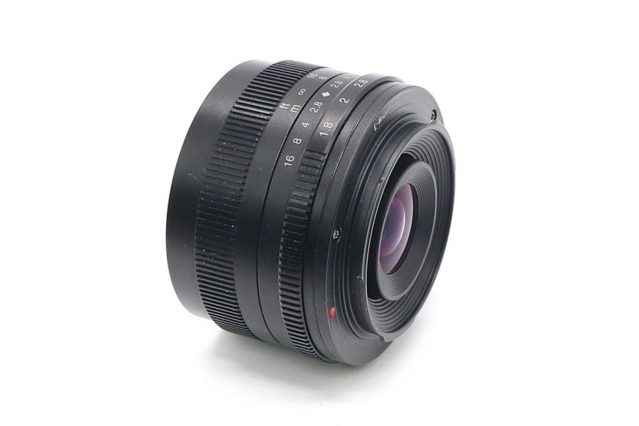 7Artisans 50mm f/1.8 Sony E в упаковке