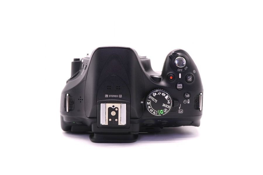 Nikon D5200 body (пробег 17305 кадров)