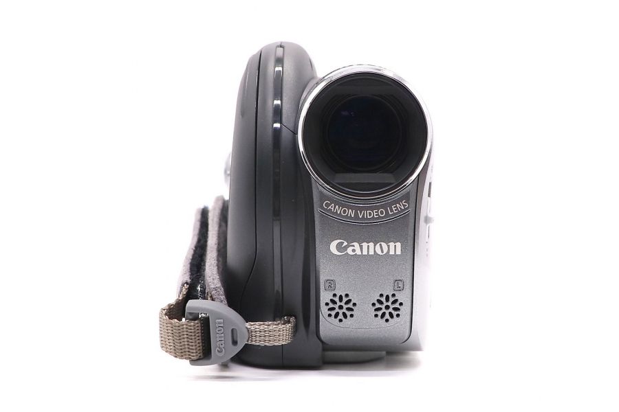 Видеокамера Canon DC330 в упаковке