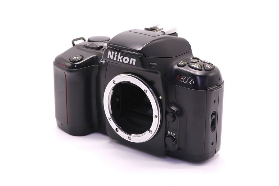 Nikon N6006 body (Japan)