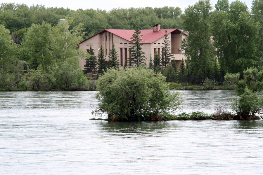 Olympus OM-System E.Zuiko Auto-T 135mm f/3.5