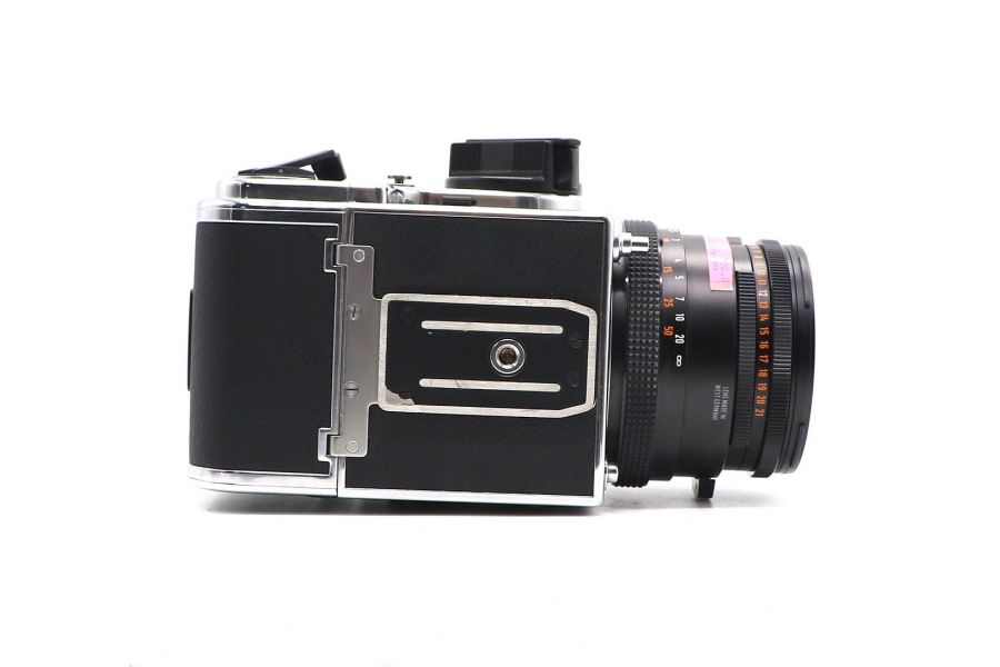 Hasselblad 503CX + Planar 2.8/80 T* Carl Zeiss