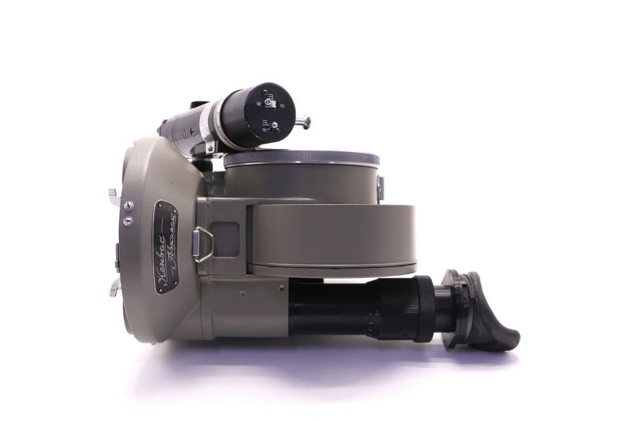 Кинокамера Конвас-Автомат 1КСР (СССР, 1972)