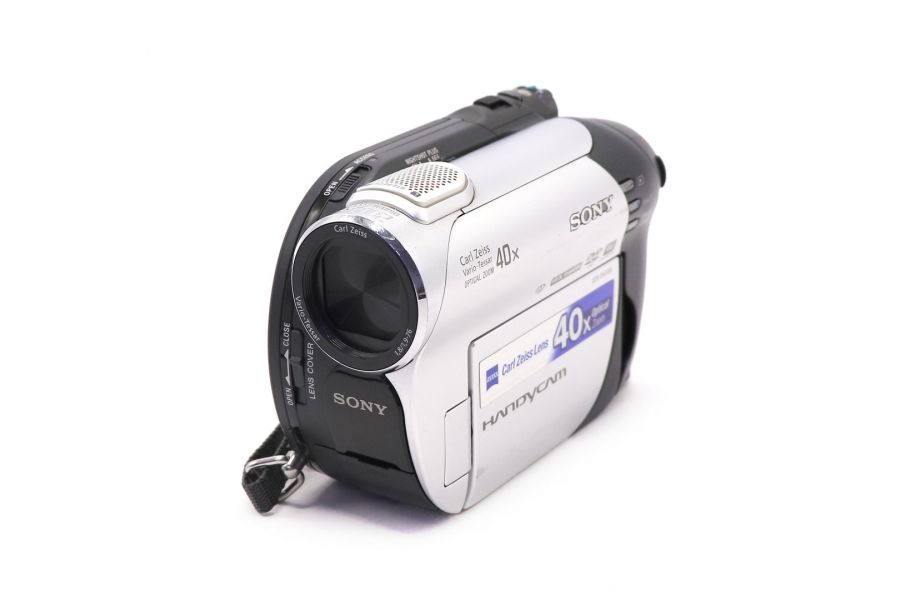 Видеокамера Sony DCR-DVD106E