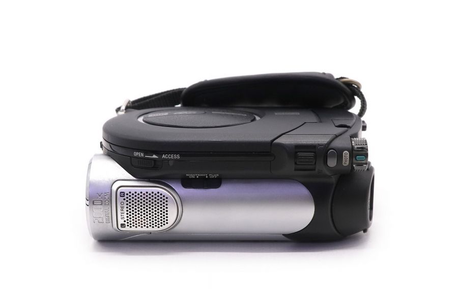 Видеокамера Sony DCR-DVD106E