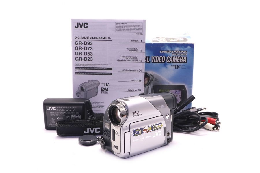 Видеокамера JVC GR-D23E в упаковке