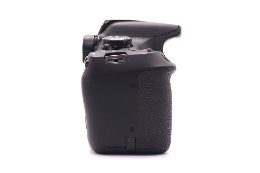 Canon EOS 2000D body в упаковке (пробег 30965 кадров)