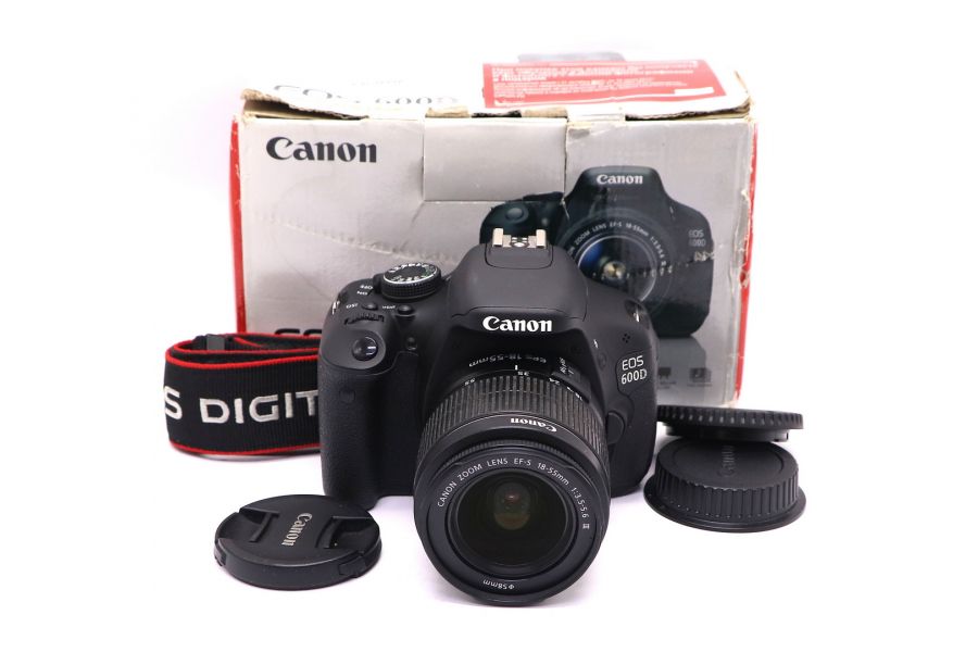 Canon EOS 600D kit в упакове (пробег 6415 кадров)