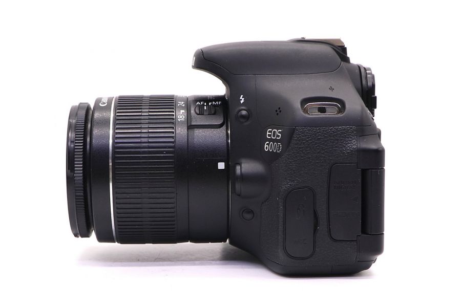 Canon EOS 600D kit в упакове (пробег 6415 кадров)