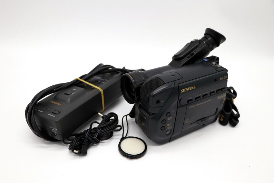Видеокамера Siemens FA256