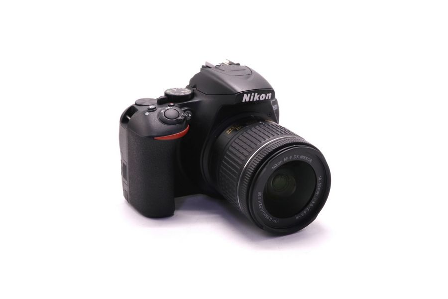 Nikon D3500 kit в упаковке (пробег 2090 кадров)