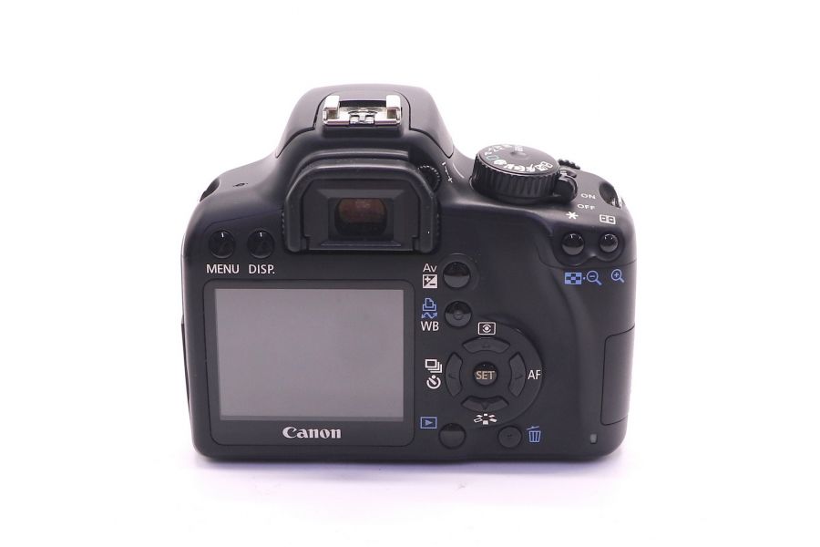 Canon EOS 1000D kit в упаковке (пробег 13730 кадров)
