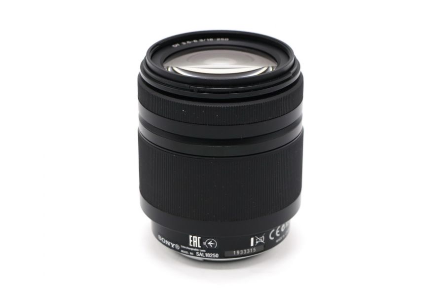 Sony DT 18-250mm f/3.5-6.3 SAM (SAL-18250) в упаковке