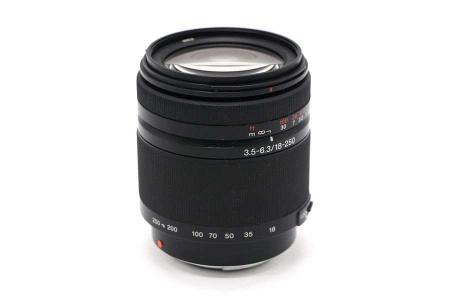 Sony DT 18-250mm f/3.5-6.3 SAM (SAL-18250) в упаковке