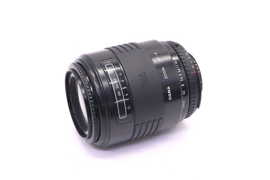 Sigma Zoom-K 70-210mm f/4.5-5.6 MC for Nikon F