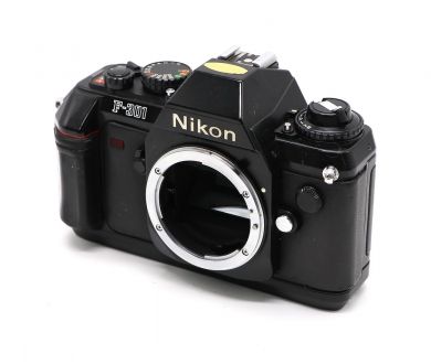 Nikon F-301 body