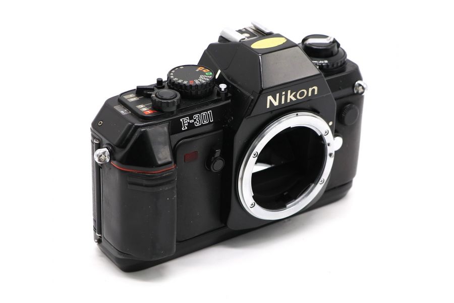 Nikon F-301 body
