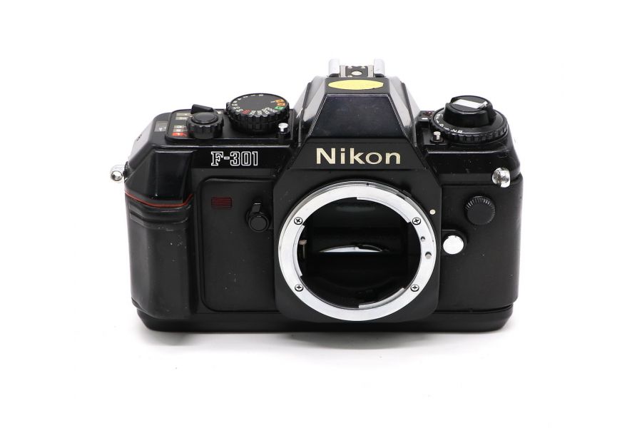 Nikon F-301 body