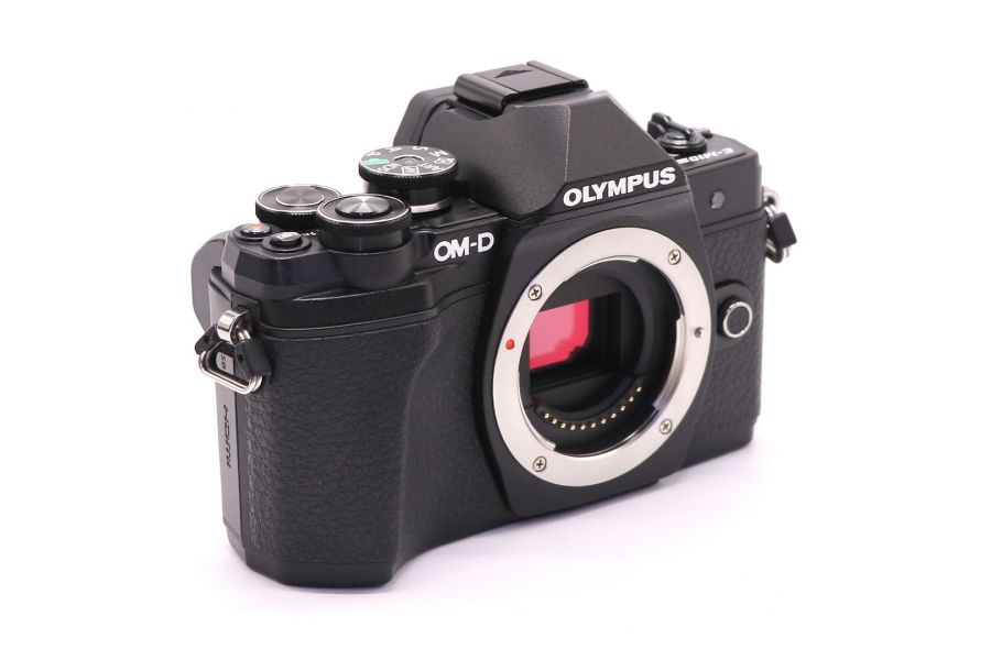 Olympus OM-D E-M10 Mark III body black (пробег 5780 кадров)