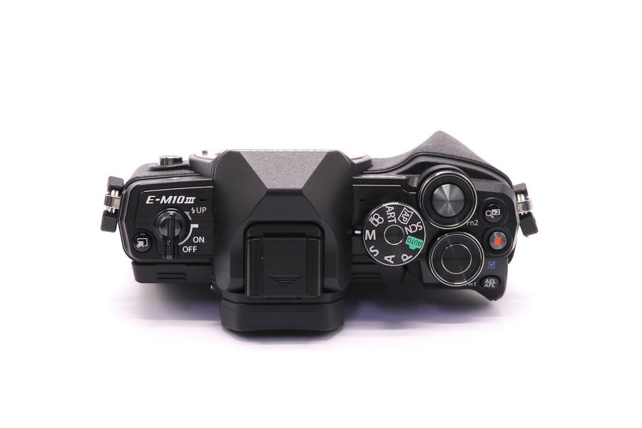 Olympus OM-D E-M10 Mark III body black (пробег 5780 кадров)