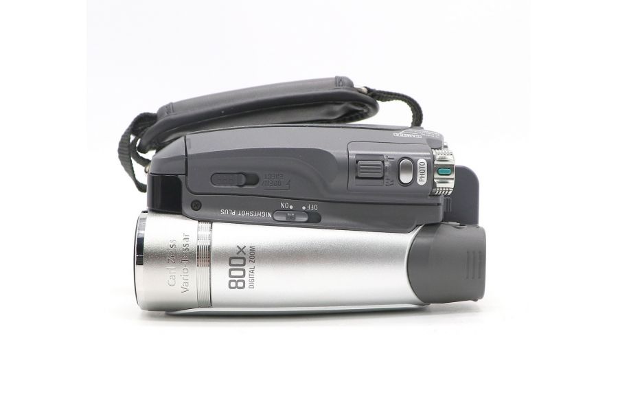 Видеокамера Sony DCR-HC46E