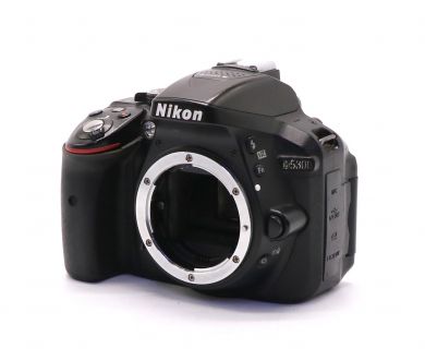 Nikon D5300 body (пробег 49675 кадров)