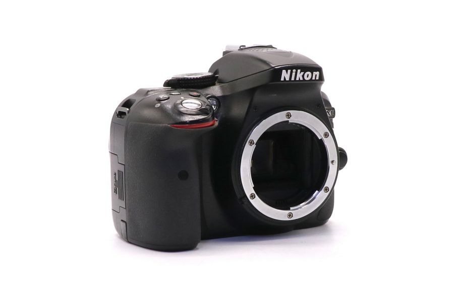 Nikon D5300 body (пробег 49675 кадров)