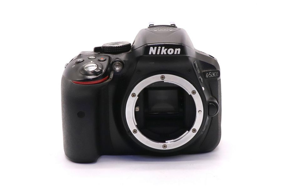 Nikon D5300 body (пробег 49675 кадров)
