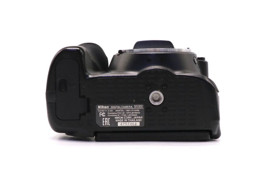 Nikon D5300 body (пробег 49675 кадров)