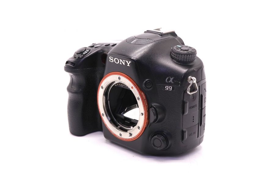 Sony A99 body (пробег 72350 кадров)