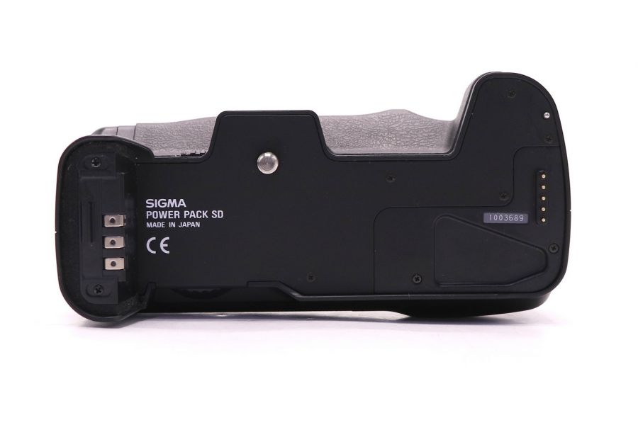 Батарейная ручка Sigma Power Pack SD в упаковке