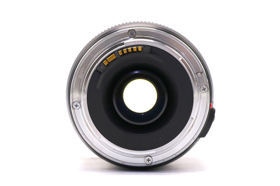 Canon EF 28-105mm f/3.5-4.5 USM (Japan)