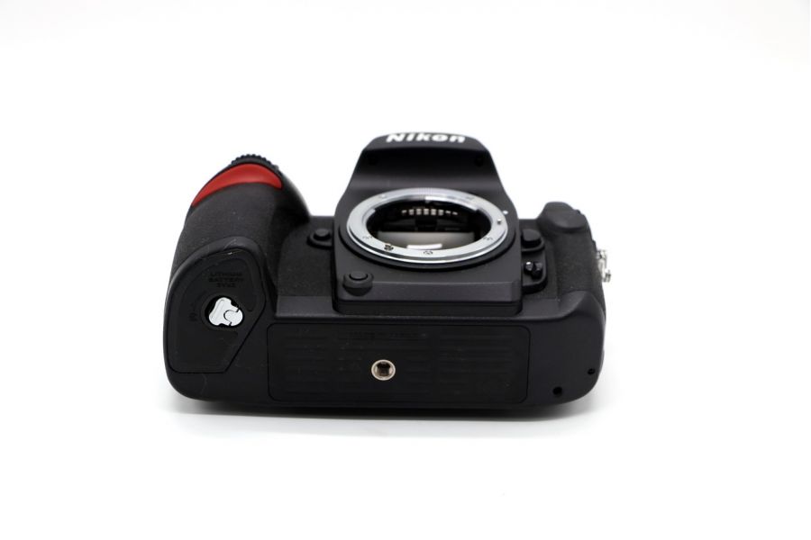 Nikon F6 body однообъективная зеркальная камера