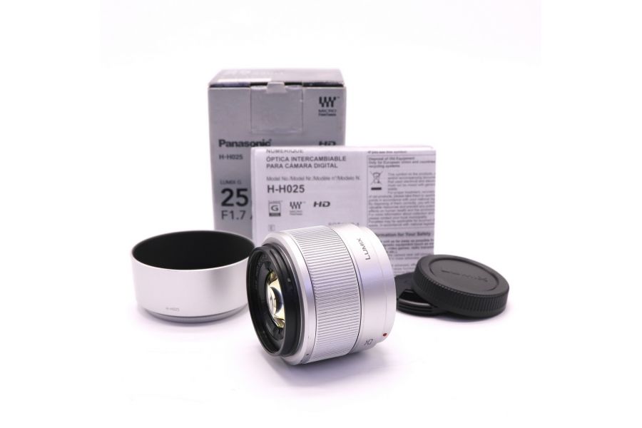 Panasonic Lumix G 25mm f/1.7 Asph. в упаковке