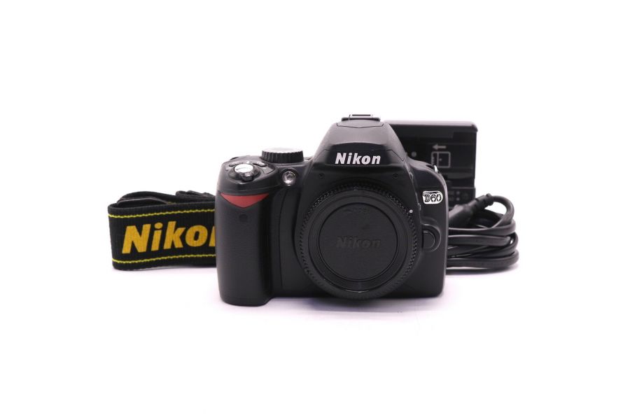 Nikon D60 body (пробег 5590 кадров)