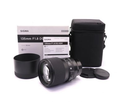 Sigma 135mm f/1.8 DG HSM Art for L-Mount в упаковке