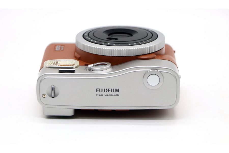 Fujifilm Instax mini 90 в упаковке