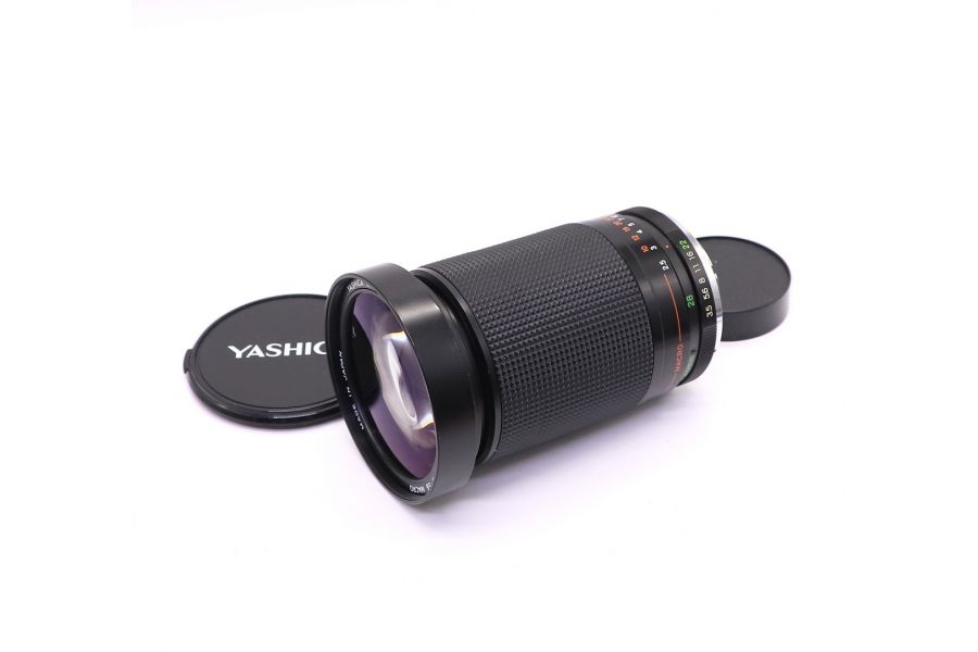 Yashica ML Zoom 28-210mm f/3.5-5.6 Macro