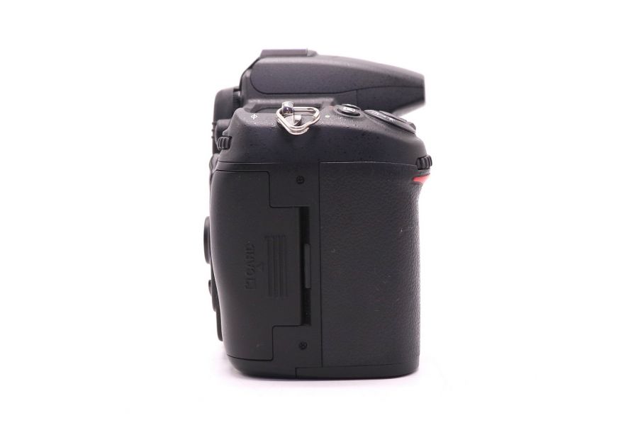 Nikon D7000 body (пробег 53755 кадров)