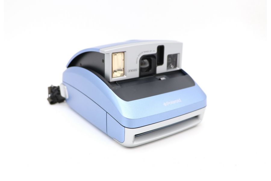 Polaroid One 600