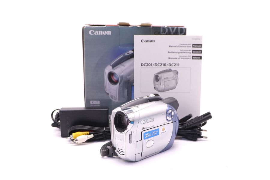 Видеокамера Canon DC210 в упаковке