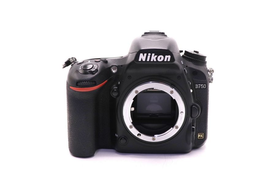 Nikon D750 body в упаковке (пробег 76070 кадров)