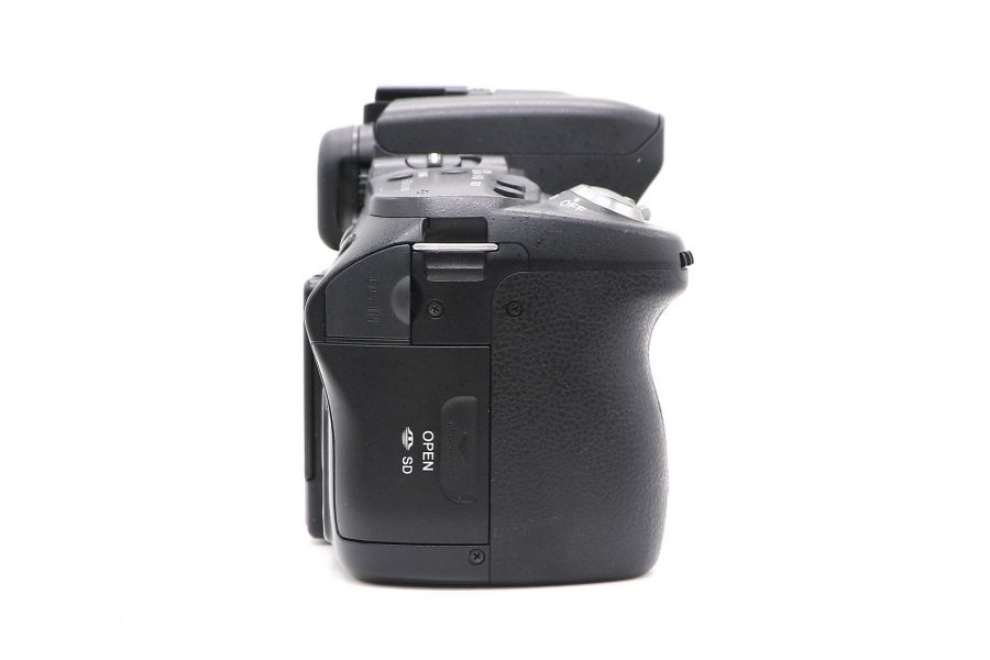 Sony a580 body в упаковке (пробег 14000 кадров)